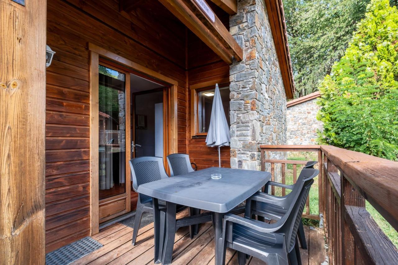 Le Hameau Du Comte De Foix - 11 Chalets En Ariege 메르쿠스 가라베 외부 사진